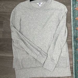 Grey sweatshirt